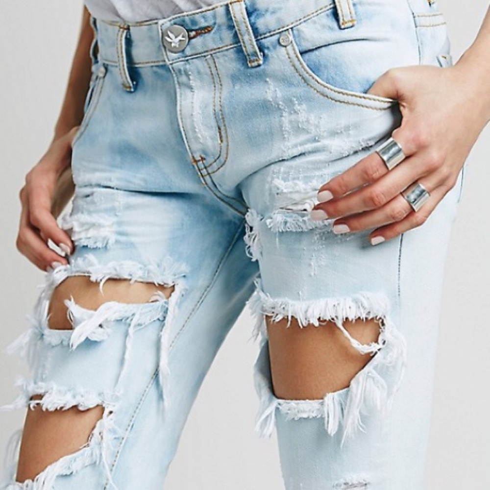 Distressed Light Blue Women's Jeans